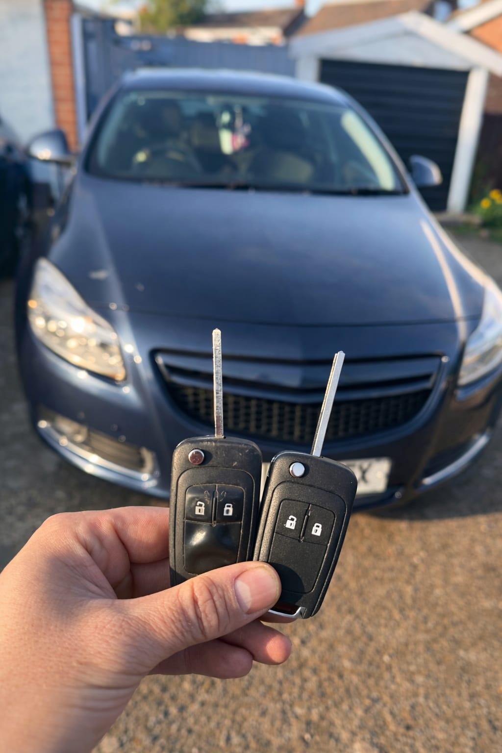 Key fob cut and programmed on location